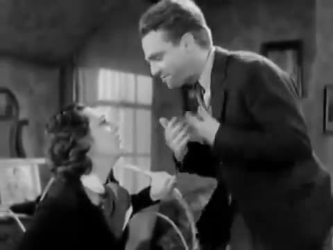 Extrait vidéo du film  La Foule hurle