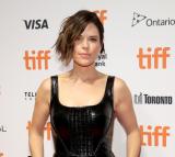 Neve Campbell