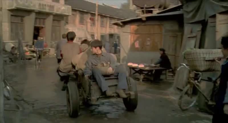 Extrait vidéo du film  Shanghai Dreams