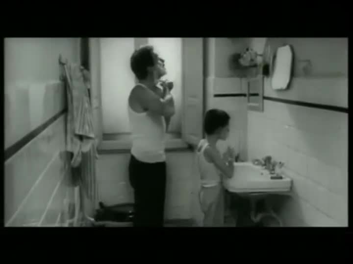 Extrait vidéo du film  Les Monstres