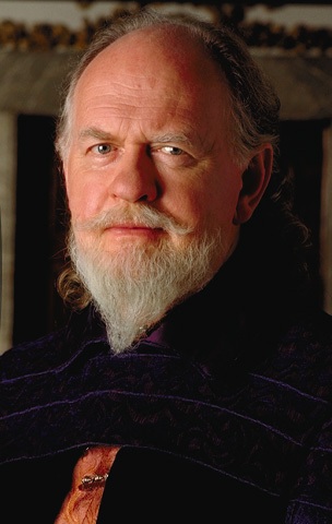 Oliver Ford Davies