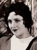 Suzy Vernon
