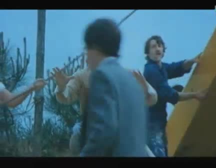 Extrait vidéo du film  Garçon !