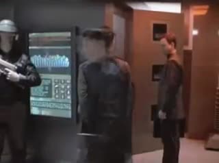 Extrait vidéo du film  Impostor