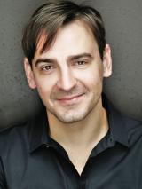 Ewen Leslie
