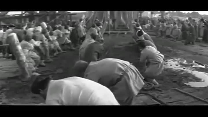 Extrait vidéo du film  Andreï Roublev