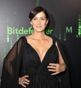 Carrie-Anne Moss