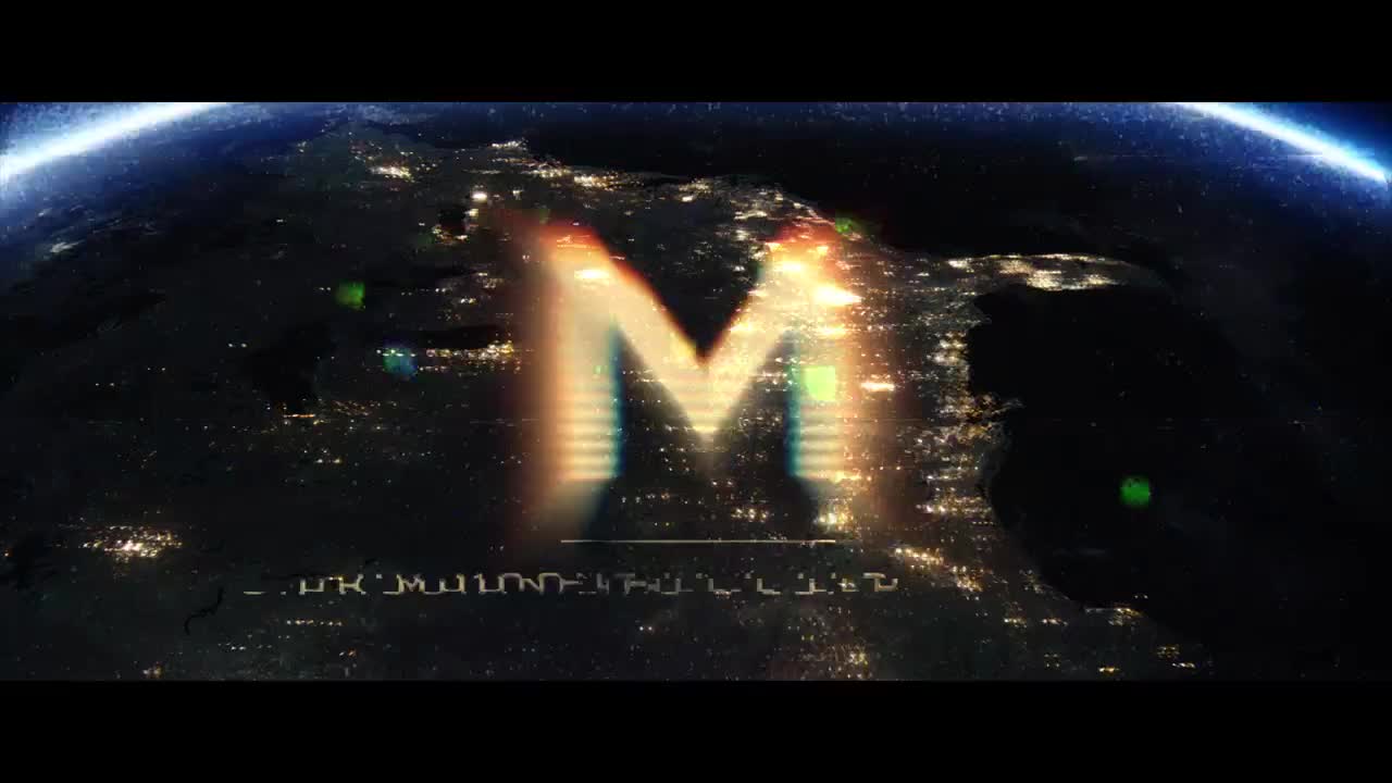 Extrait vidéo du film  Moonfall