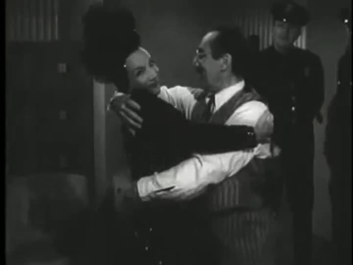 Extrait vidéo du film  Copacabana