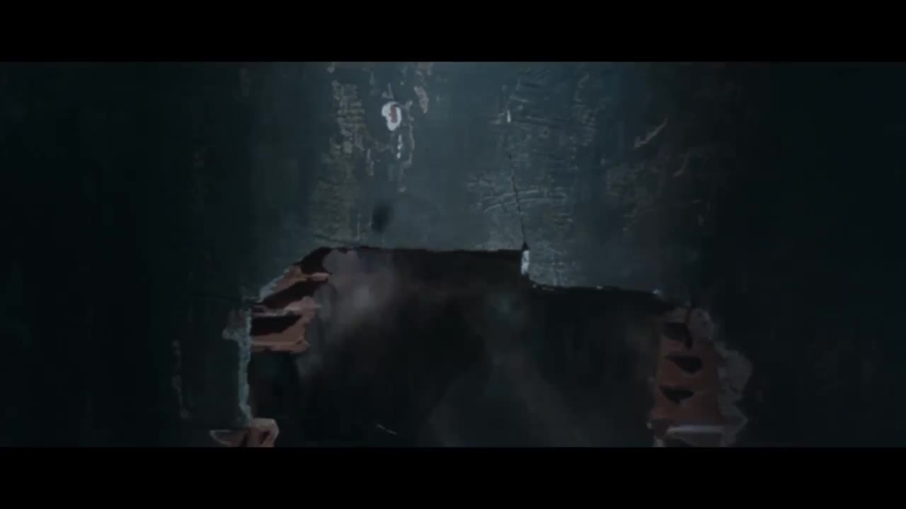 Un extrait du film  Les Couloirs du temps : Les Visiteurs 2