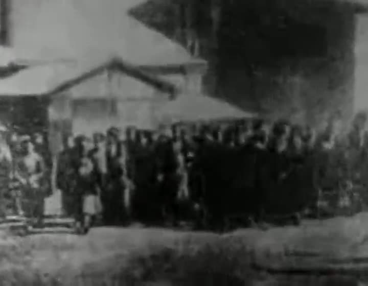 Extrait vidéo du film  La Mère