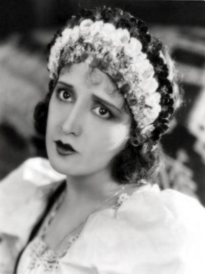 Estelle Taylor