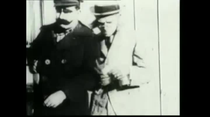 Extrait vidéo du film  Charlot Marin
