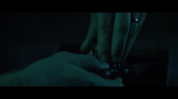 Extrait vidéo du film  Cold in July (Juillet de sang)