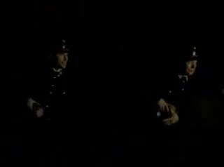 Extrait vidéo du film  L Enigmatique Monsieur D
