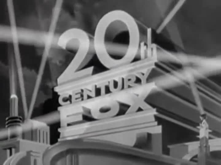Un extrait du film  Charlie Chan au cirque
