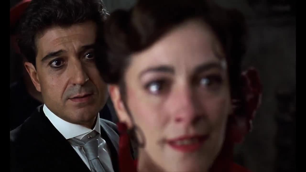 Extrait vidéo du film  ¡Ay, Carmela!