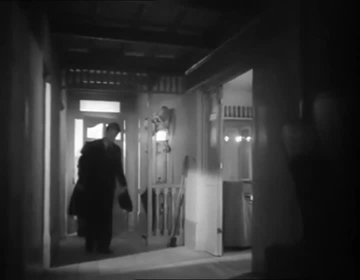 Un extrait du film  Remorques