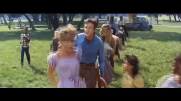 Extrait vidéo du film  La Vallée du bonheur