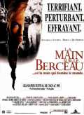 La Main Sur Le Berceau
