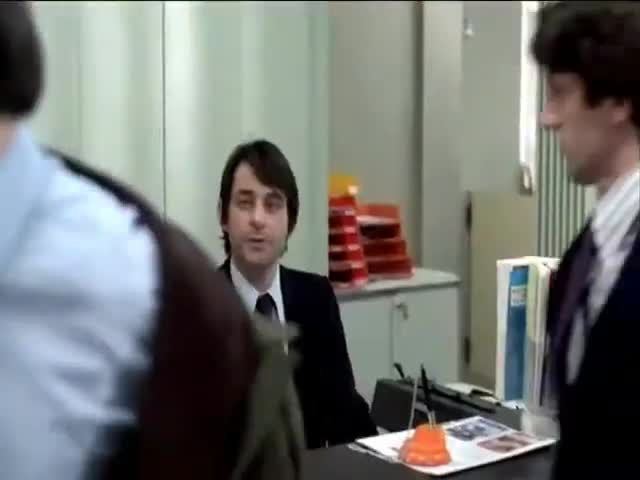 Un extrait du film  Les Héros n ont pas froid aux oreilles