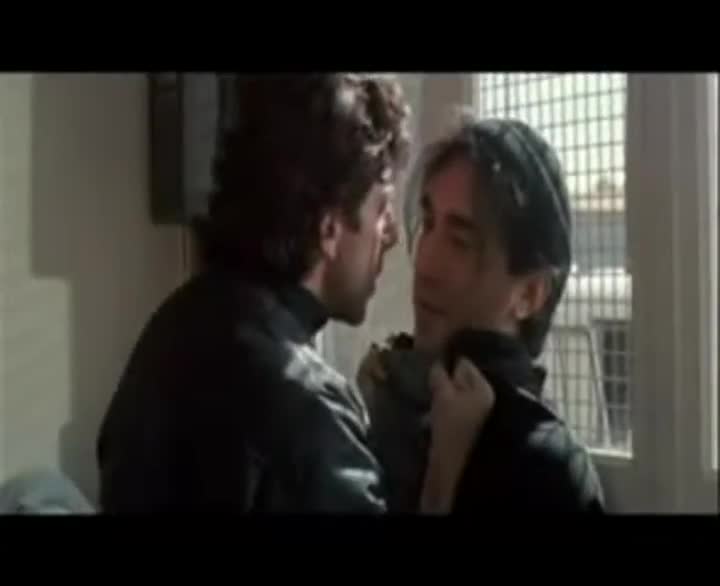 Extrait vidéo du film  L Union sacrée