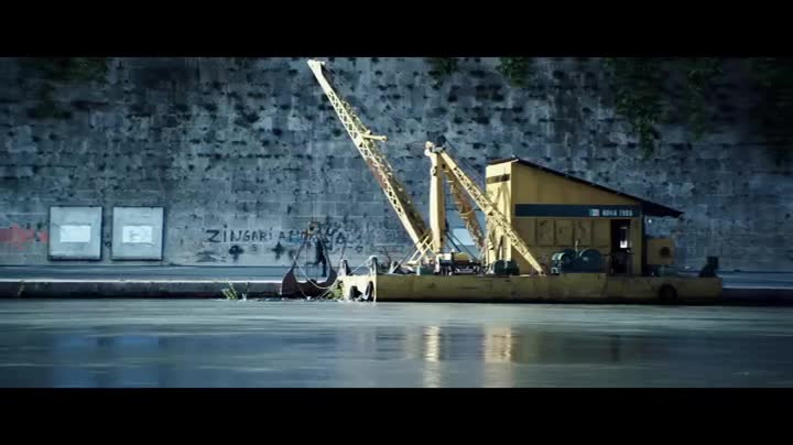 Un extrait du film  On l appelle Jeeg Robot