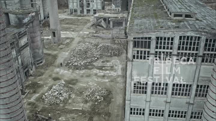 Extrait vidéo du film  Manifesto