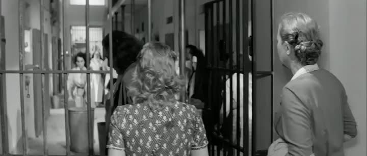 Extrait vidéo du film  L Enfer dans la ville