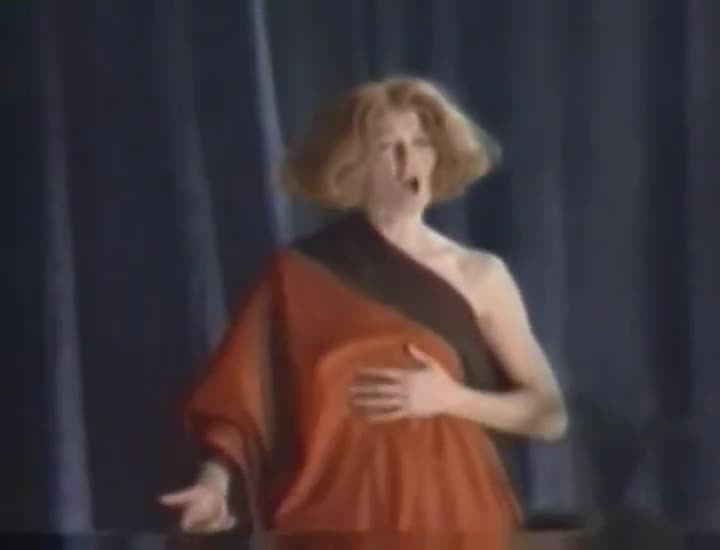 Extrait vidéo du film  Isadora