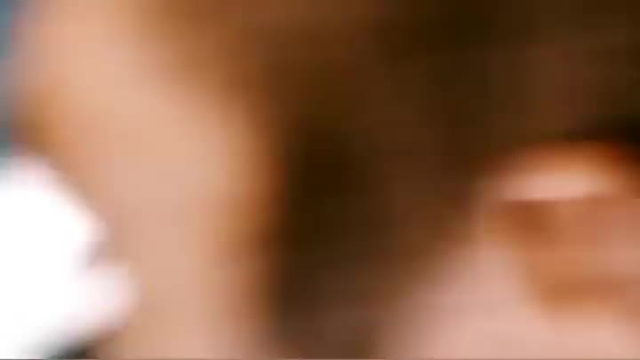 Un extrait du film  Vehicle 19