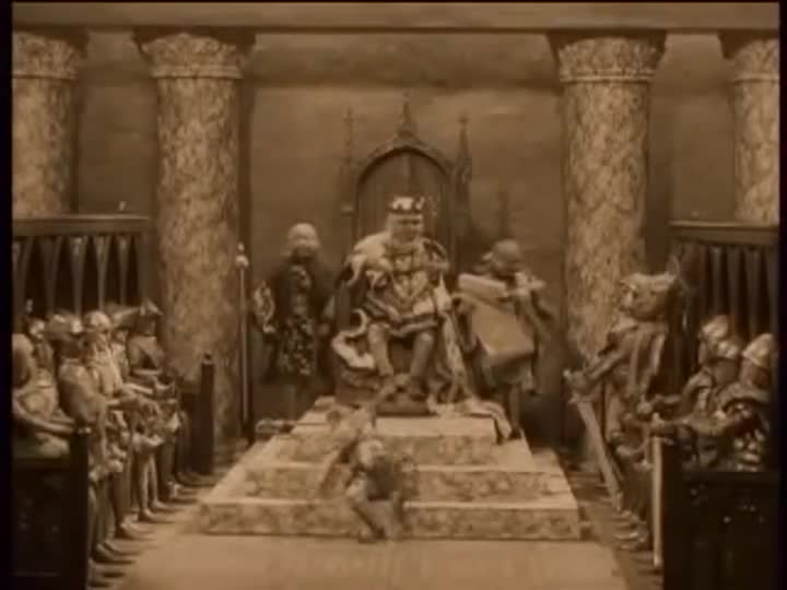 Un extrait du film  L Horloge magique
