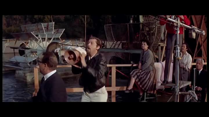 Extrait vidéo du film  Quinze jours ailleurs