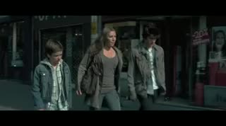 Un extrait du film  Maman