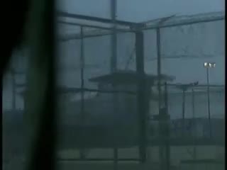 Extrait vidéo du film  Return to sender