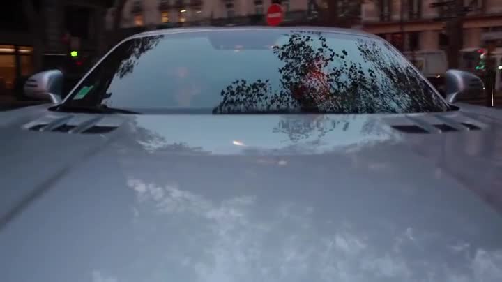 Extrait vidéo du film  So Long