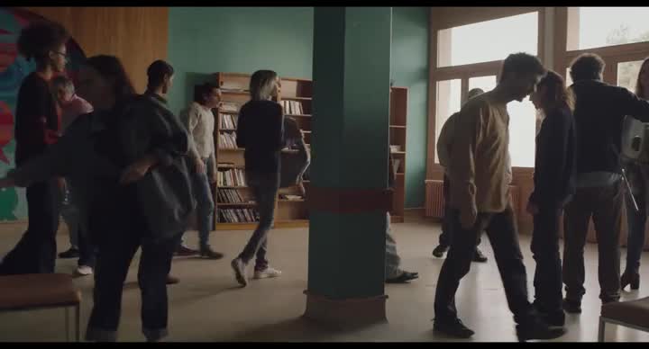 Extrait vidéo du film  La Fête est finie