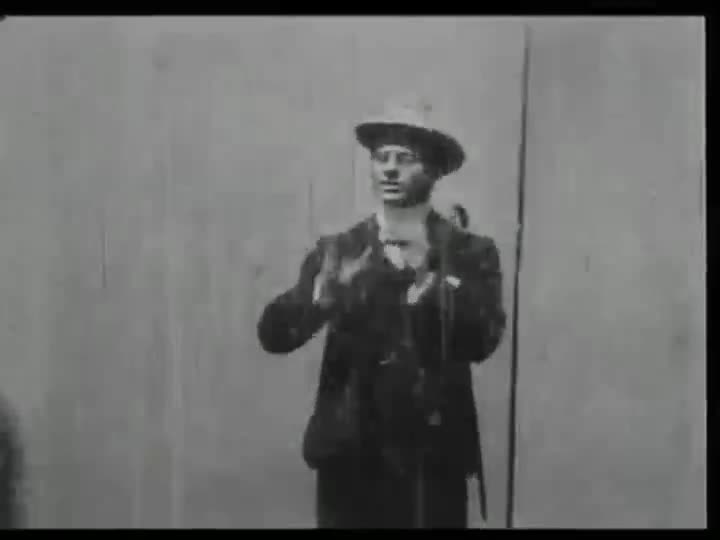 Extrait vidéo du film  The Big Swallow