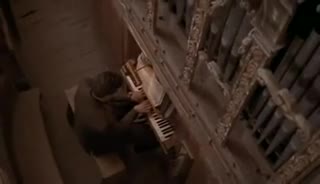 Un extrait du film  Le dix-huitième ange
