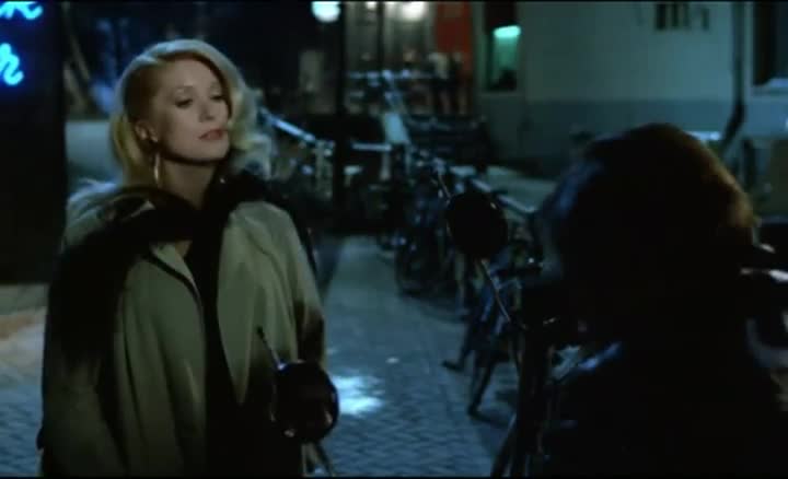 Extrait vidéo du film  Courage, fuyons