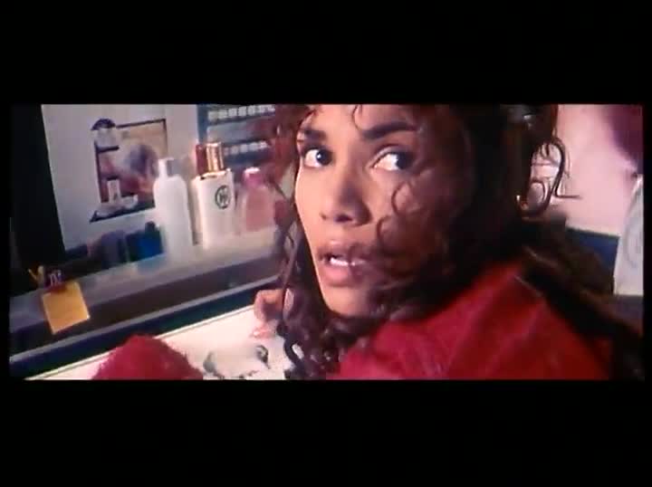 Extrait vidéo du film  Catwoman