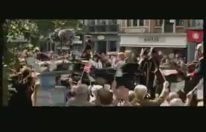 Extrait vidéo du film  Palais royal !
