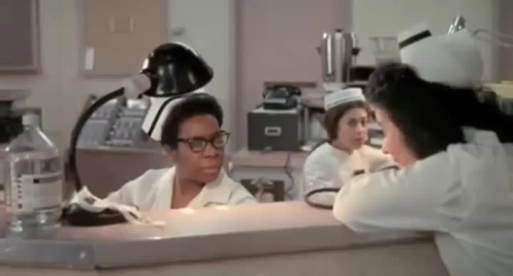 Extrait vidéo du film  L Hôpital