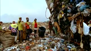 Extrait vidéo du film  Waste Land