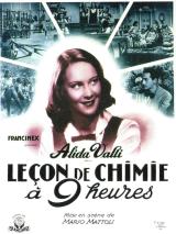 Leçon De Chimie à Neuf Heures