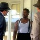 photo du film Le Diable en robe bleue