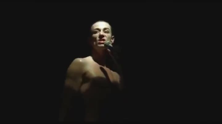 Extrait vidéo du film  Domaine