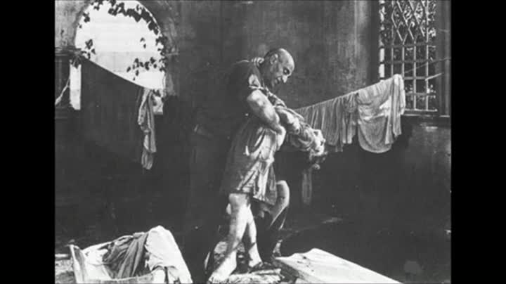 Extrait vidéo du film  Il mostro di Frankenstein