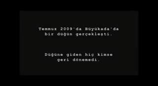 Extrait vidéo du film  Ada : zombilerin dügünü