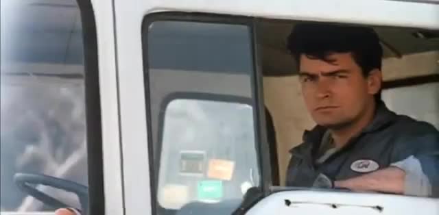 Extrait vidéo du film  Men at Work